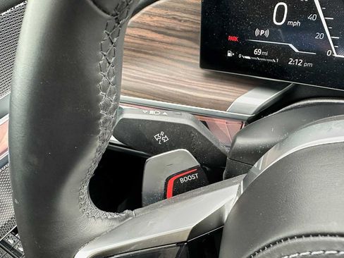 Used 2023 BMW 760i xDrive image 46