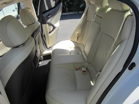 Used 2011 Lexus IS 250 w/ Premium Pkg Value Edition RWD image 17
