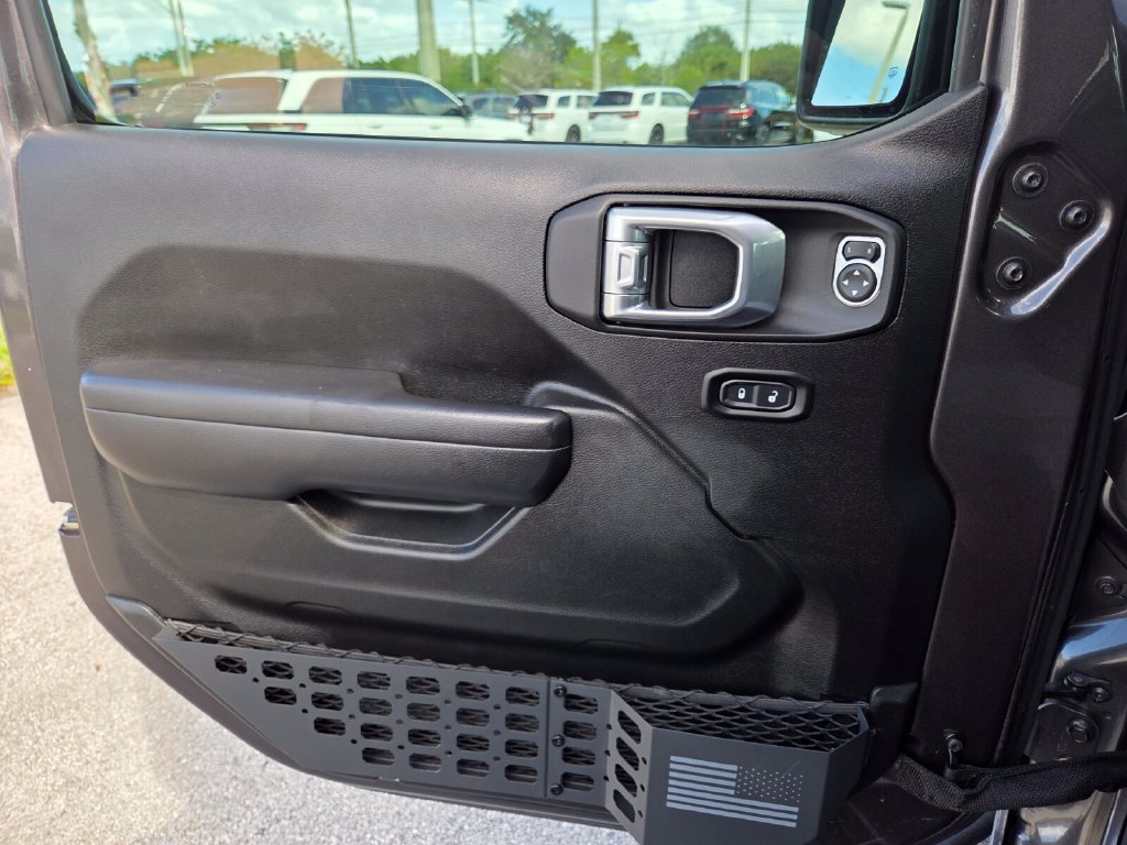 Used 2021 Jeep Wrangler Unlimited Sport AWD/4WD image 30