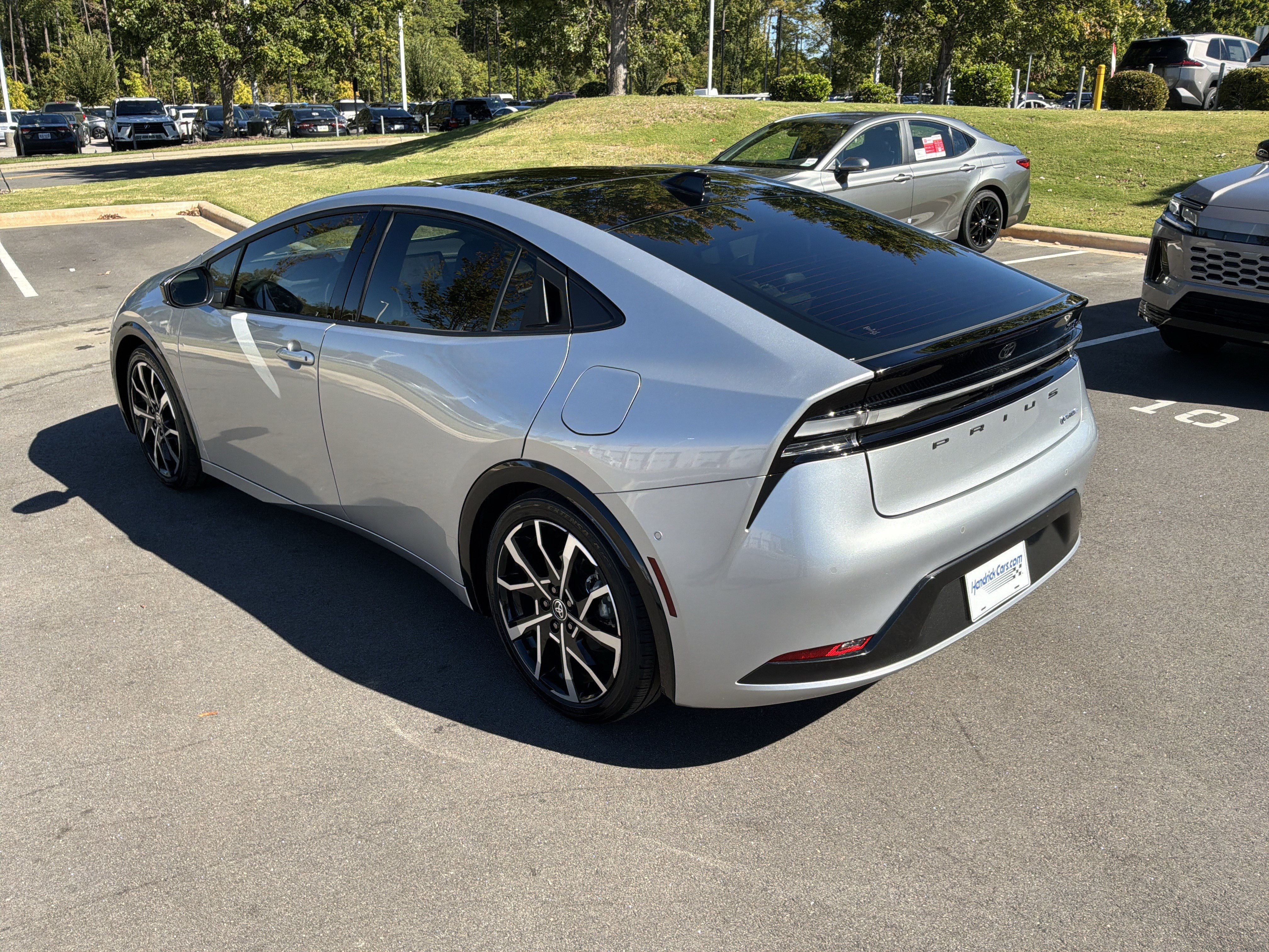 Used 2025 Toyota Prius Plug-In Hybrid w/ Limited Premium Package FWD image 8