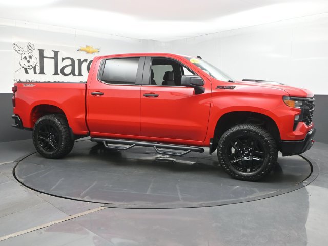 Used 2023 Chevrolet Silverado 1500 Custom Trail Boss w/ LPO, Dark Essentials Package AWD/4WD image 1