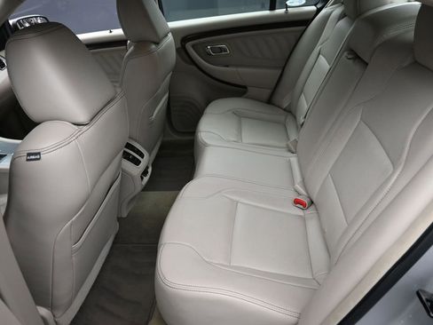 Used 2012 Ford Taurus Limited FWD image 10