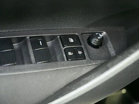 Used 2023 Toyota Corolla LE image 38