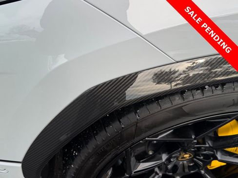 Used 2024 Lamborghini Urus Performante image 13