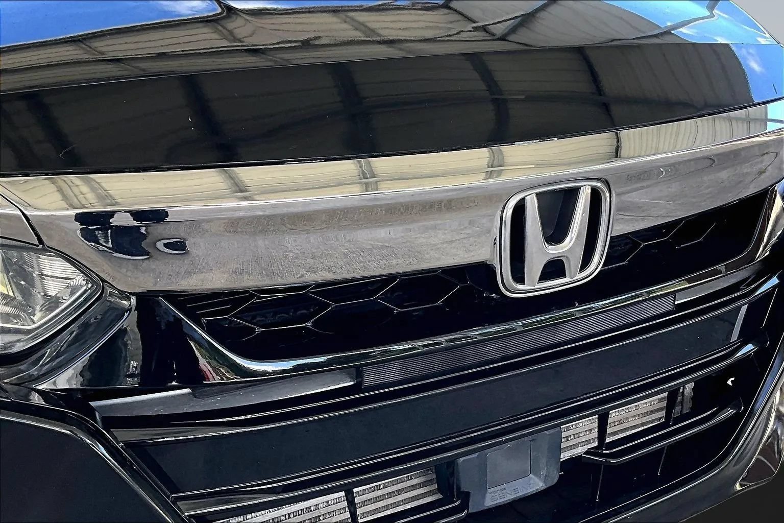 Used 2019 Honda Accord LX image 29