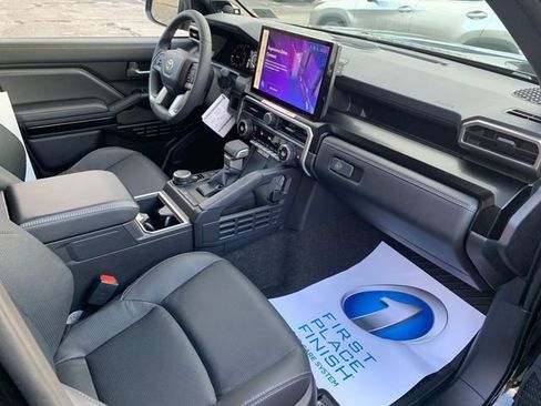 New 2026 Toyota 4Runner Limited AWD/4WD image 17