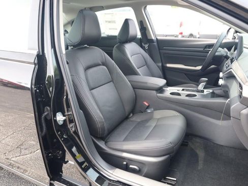 New 2026 Nissan Altima 2.5 SV w/ SV Premium Package FWD image 23