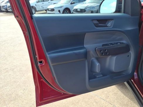 New 2026 Ford Maverick Lariat w/ Black Appearance Package AWD/4WD image 19