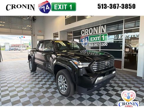 Used 2024 Toyota Tacoma Limited w/ Limited Package (LT) AWD/4WD image 1