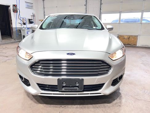 Used 2014 Ford Fusion Titanium image 2