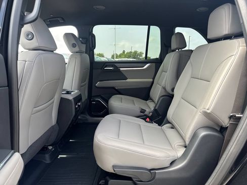 New 2026 GMC Acadia Elevation w/ Black Edition AWD/4WD image 11