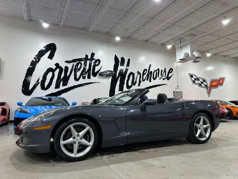 Used 2013 Chevrolet Corvette Convertible image 1