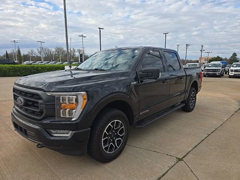 Used 2022 Ford F150 XLT w/ Equipment Group 302A High image 4