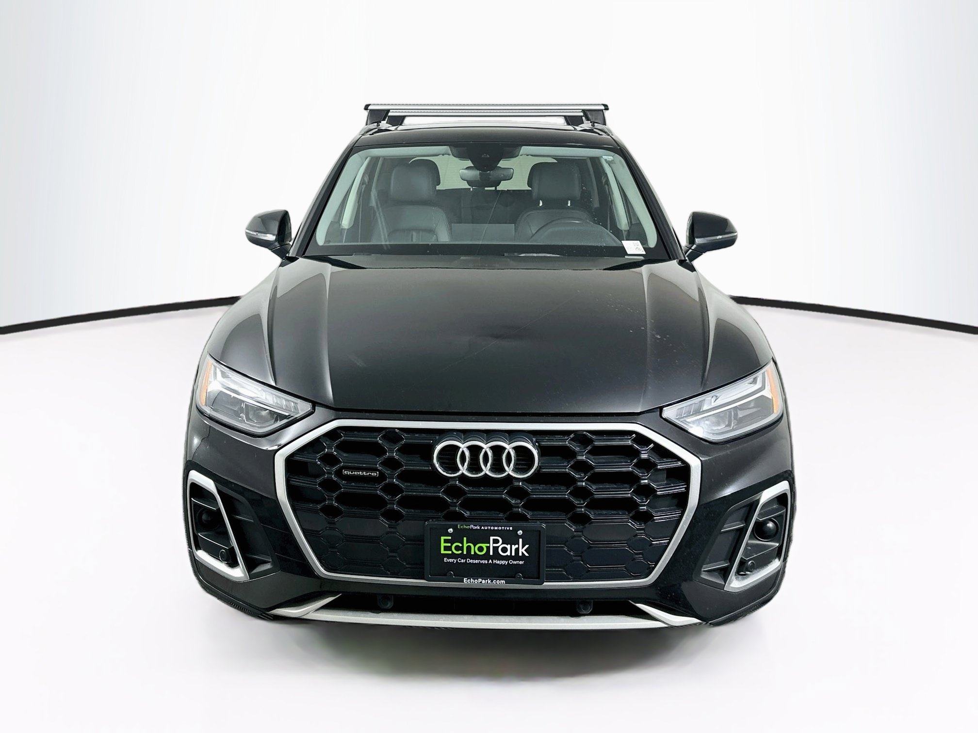 Used 2023 Audi Q5 2.0T Premium w/ Convenience Package AWD/4WD image 2
