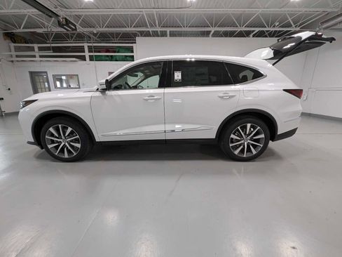 Certified 2025 Acura MDX SH-AWD w/ Technology Package image 10
