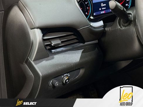 Used 2023 Chevrolet Traverse LT w/ LPO, Floor Liner Package image 10