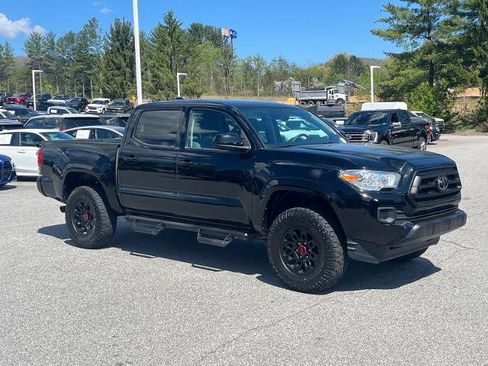 Used 2023 Toyota Tacoma SR AWD/4WD image 1