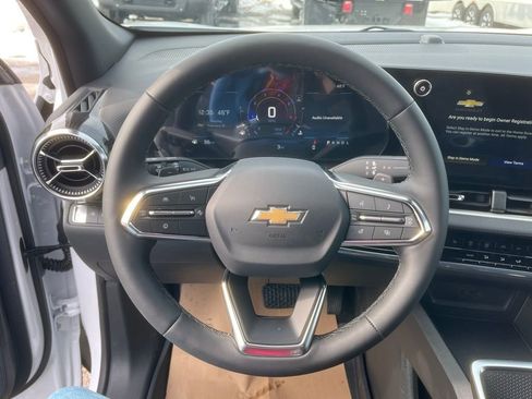 New 2026 Chevrolet Equinox LT w/ Safety and Technology Package image 13