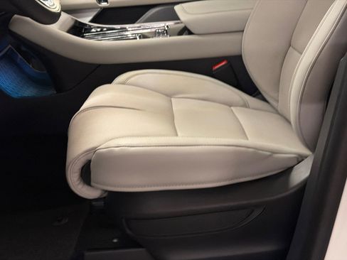 New 2026 Lincoln Aviator Reserve image 17