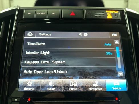 Used 2022 Subaru Ascent Limited w/ Technology Package image 36