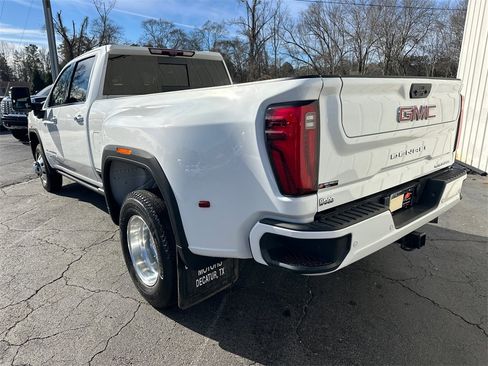 Used 2024 GMC Sierra 3500 Denali w/ Denali Reserve Package image 8