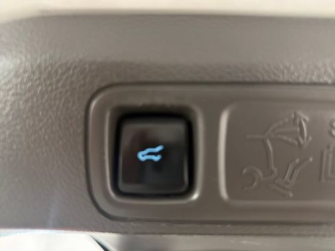Used 2021 Ford Expedition Max Limited AWD/4WD image 10