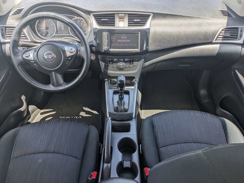 Used 2019 Nissan Sentra SV FWD image 14