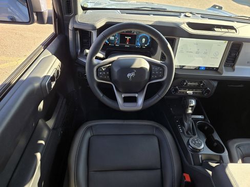 New 2025 Ford Bronco Outer Banks image 7