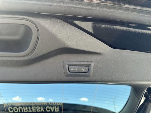 Certified 2025 BMW X5 xDrive50e w/ Climate Comfort Package image 15