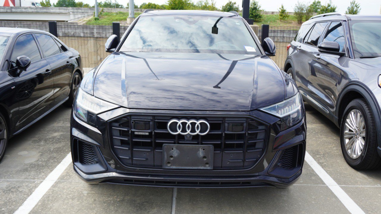 Used 2019 Audi Q8 Prestige w/ Year 1 Package AWD/4WD image 2