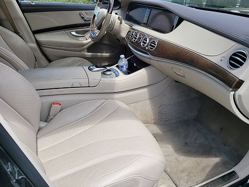 Used 2016 Mercedes-Benz S 550 4MATIC Sedan image 23