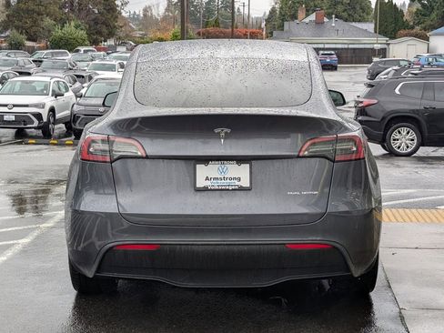 Used 2023 Tesla Model Y Long Range image 4