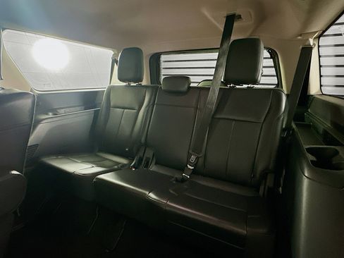 Used 2024 Ford Expedition Max XLT image 30