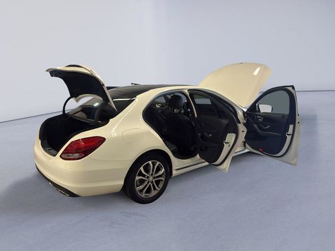 Used 2017 Mercedes-Benz C 300 4MATIC Sedan image 14