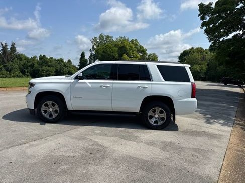 Used 2019 Chevrolet Tahoe LS AWD/4WD image 4