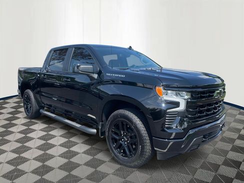 Used 2026 Chevrolet Silverado 1500 RST w/ RST Select Package AWD/4WD image 3