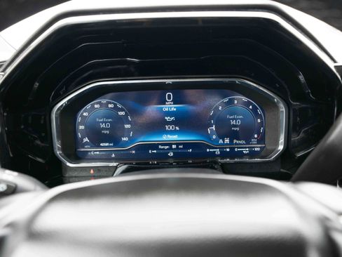 Used 2025 Chevrolet Silverado 1500 LT image 16