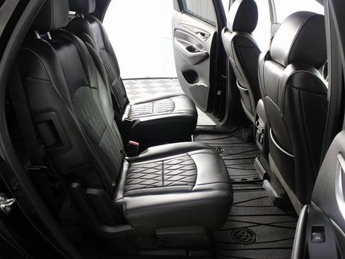 Used 2023 Buick Enclave Avenir w/ Avenir Technology Package image 22