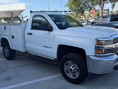 Used 2017 Chevrolet Silverado 2500 W/T w/ WT Fleet Convenience Package RWD image 3