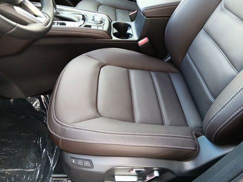 New 2025 MAZDA CX-5 Signature image 11