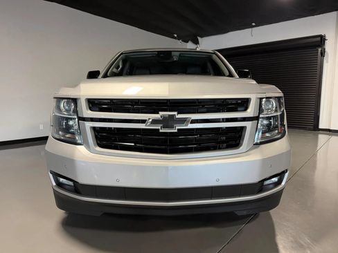 Used 2018 Chevrolet Tahoe Premier AWD/4WD image 2