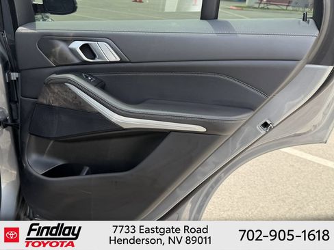 Used 2024 BMW X5 xDrive40i w/ Parking Assistance Package AWD/4WD image 18