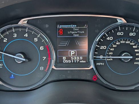 Used 2018 Subaru Forester 2.5i Touring AWD/4WD image 28