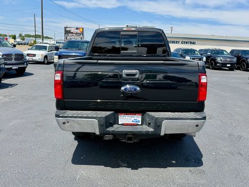 Used 2014 Ford F250 Lariat w/ Lariat Ultimate Package AWD/4WD image 4
