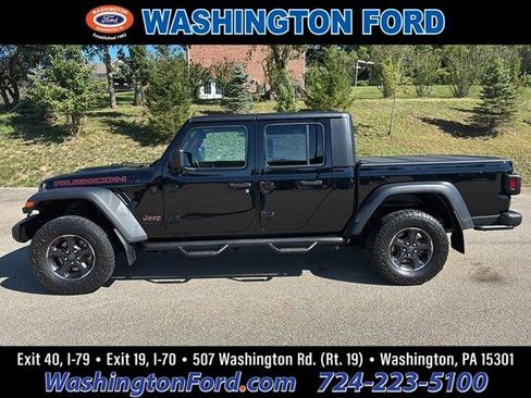 Used 2023 Jeep Gladiator Rubicon w/ Cold Weather Group image 1