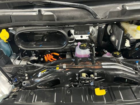 Used 2024 RAM ProMaster 3500 w/ Delivery Van Package image 27