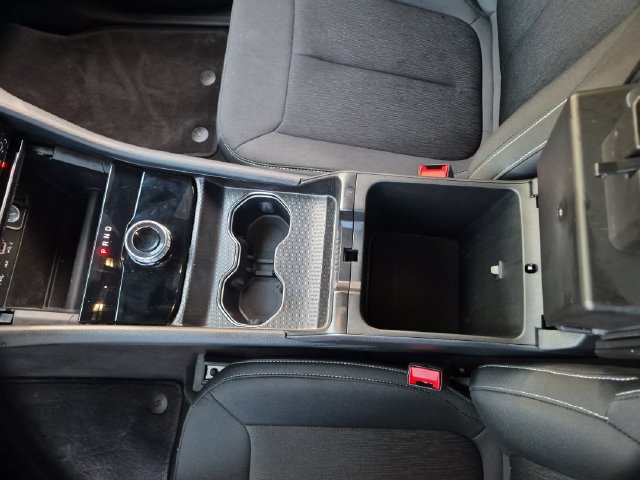 Used 2025 Jeep Grand Cherokee 4WD image 15