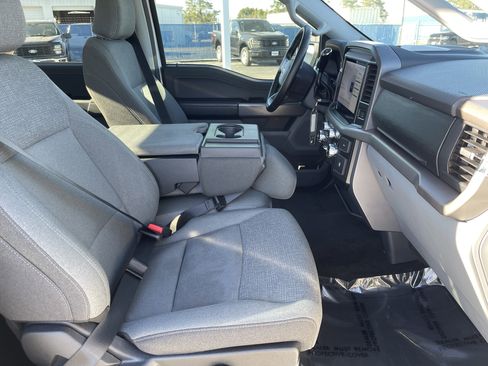 Used 2025 Ford F150 XLT w/ Equipment Group 301A Standard image 17