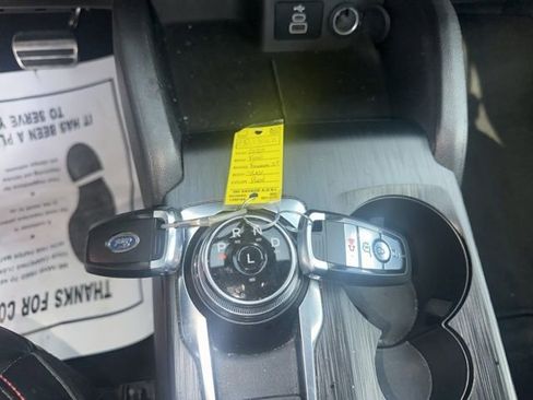 Used 2024 Ford Escape ST-Line image 15