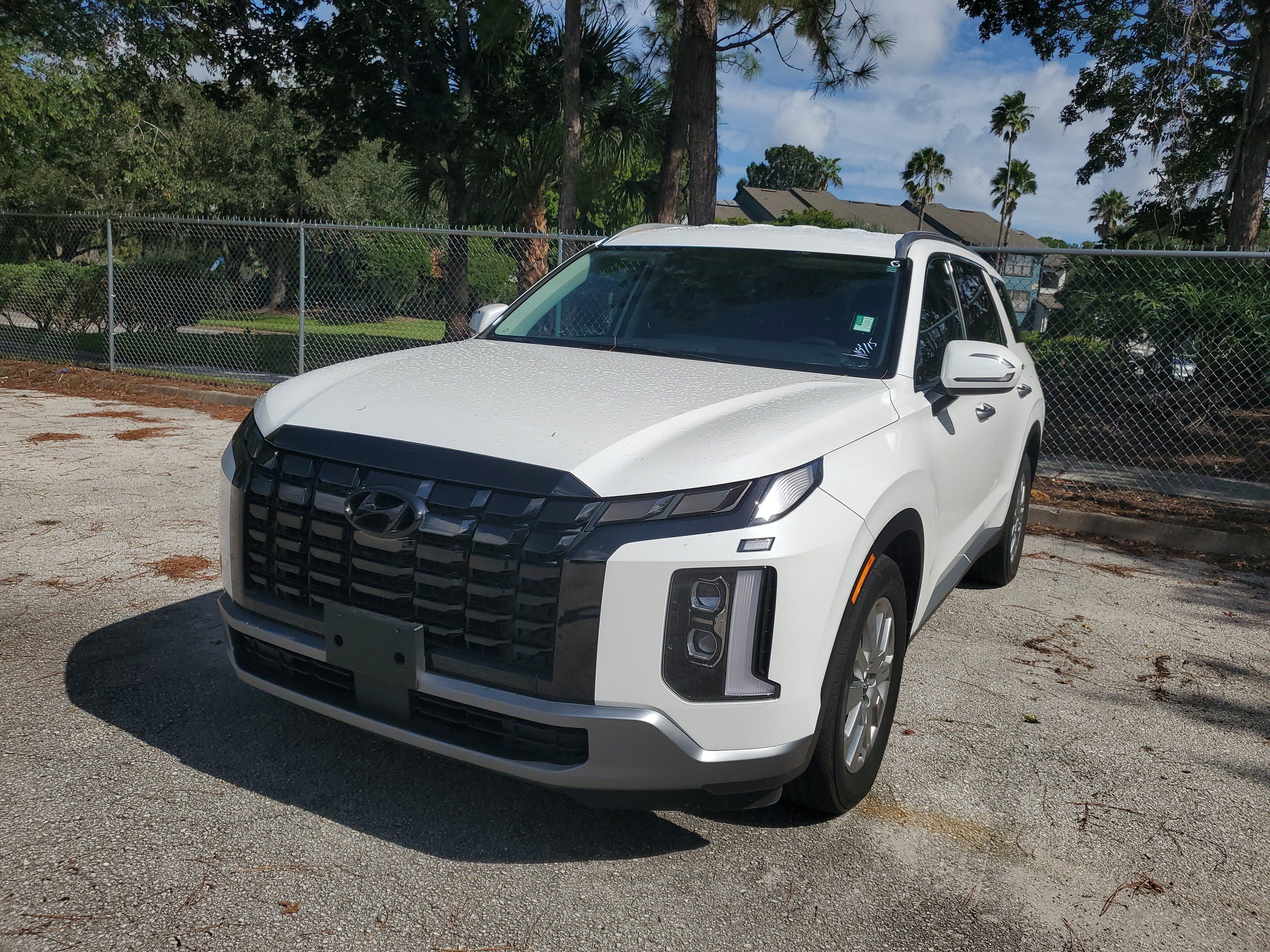 Used 2023 Hyundai Palisade SEL w/ Cargo Package AWD/4WD image 4
